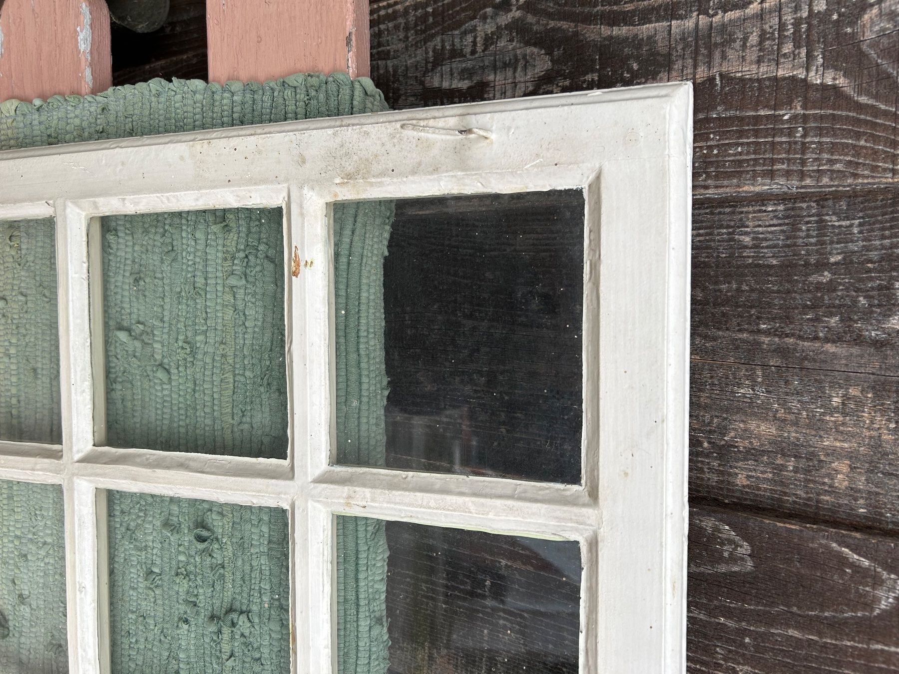 Finestre: Ein wunderschönes kleines Sprossen Fenster – Usato da Gwatt (Thun) venduto da ate_6ng8 6
