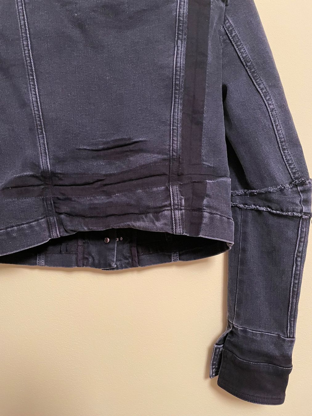 High Kleiderpakete: Ensemble en jeans de la marque High, taille 32-34 – Neu (gemäss Beschreibung) aus Vernayaz von Veron1 3