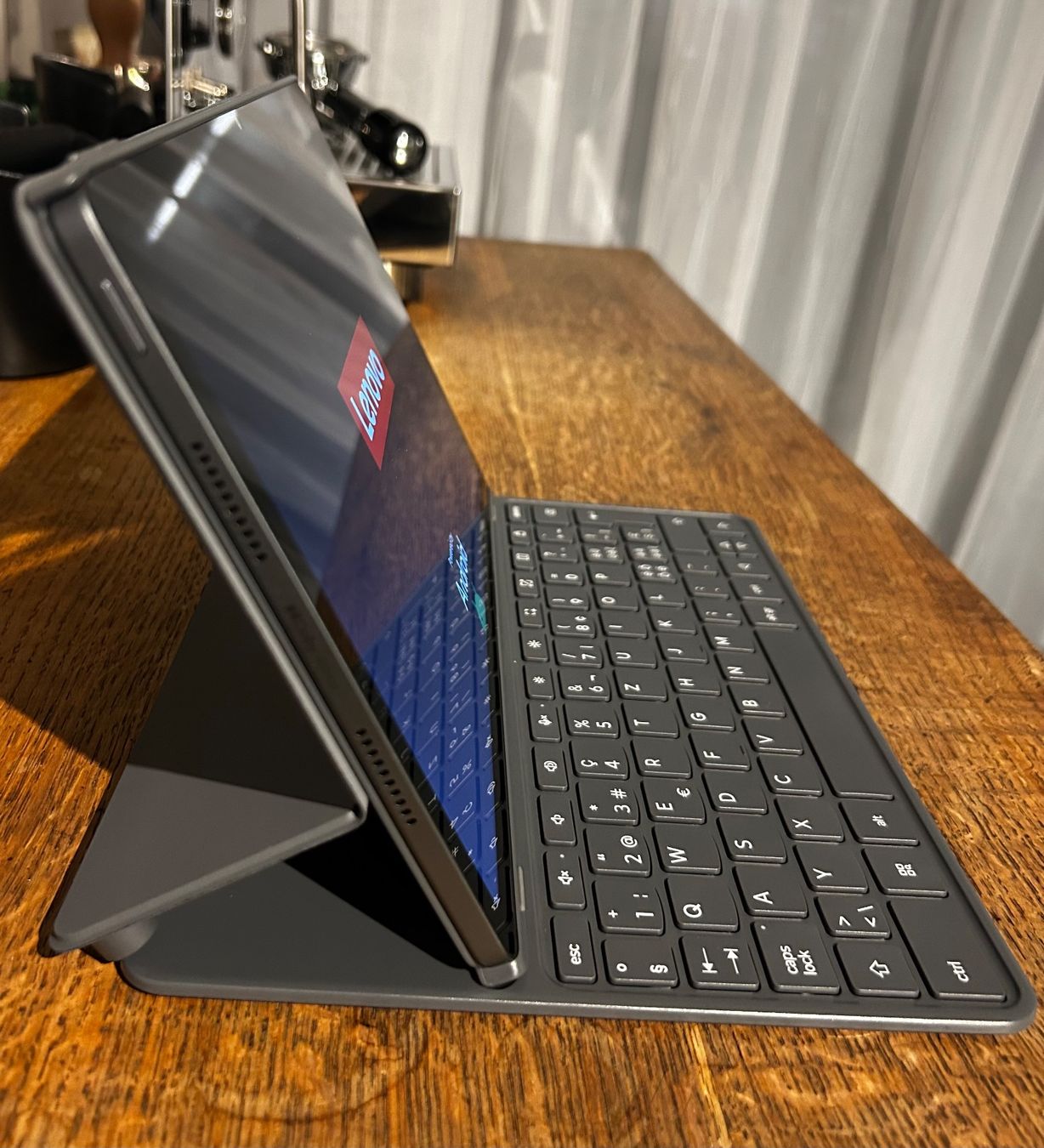Lenovo Tablet PC: Neues Lenovo Idea Tab 11 – Nuovo (secondo la descrizione) da Zürich venduto da Leakru93 1