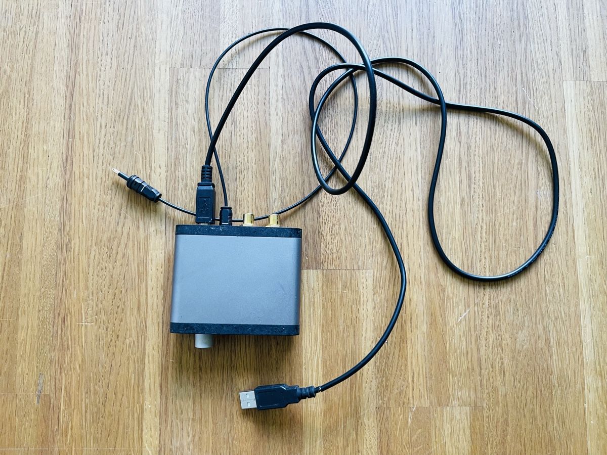 Convertitori: Convertisseur Audio Numérique vers Analogique – Usato da Zürich venduto da Ndzinga