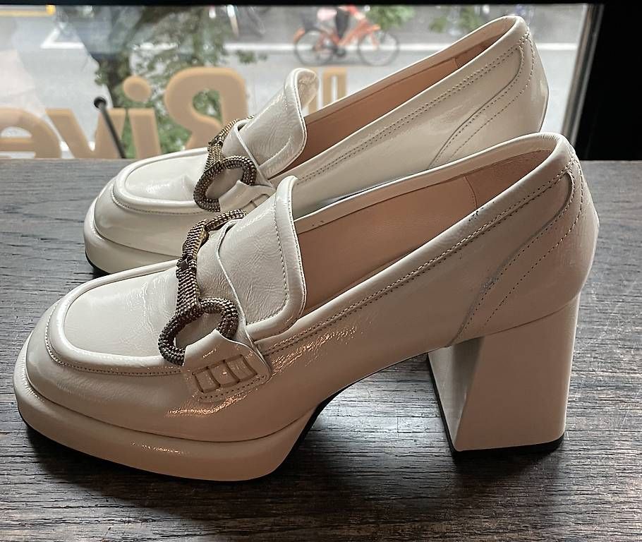 Scarpe da donna: Konstantin Starke NEU! Gr.40 – Nuovo (secondo la descrizione) da Luzern venduto da mns_pyr7