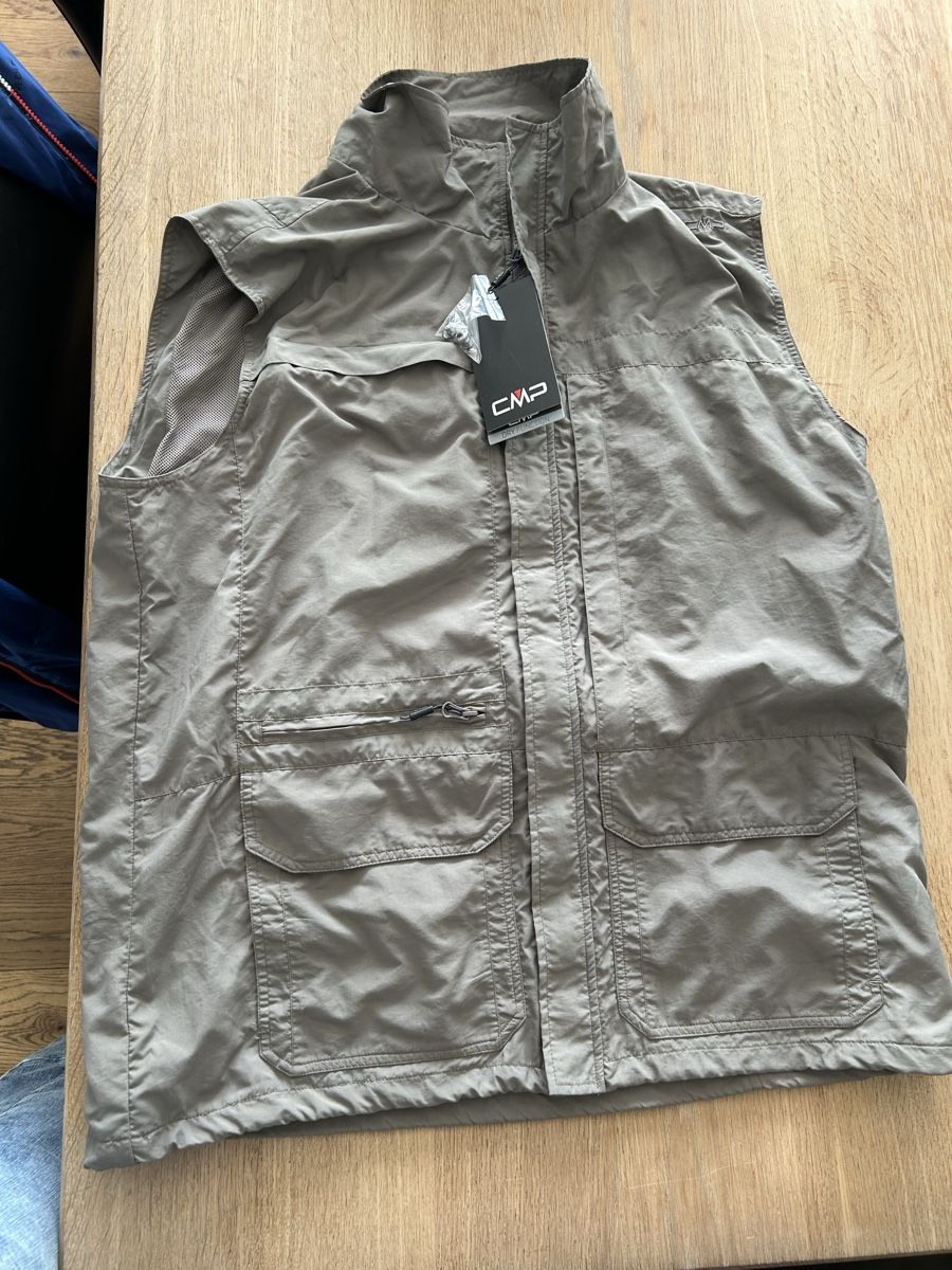 CMP Gilet & Giacche: Herren Gilet – Nuovo (secondo la descrizione) da Dagmersellen venduto da Lei1970
