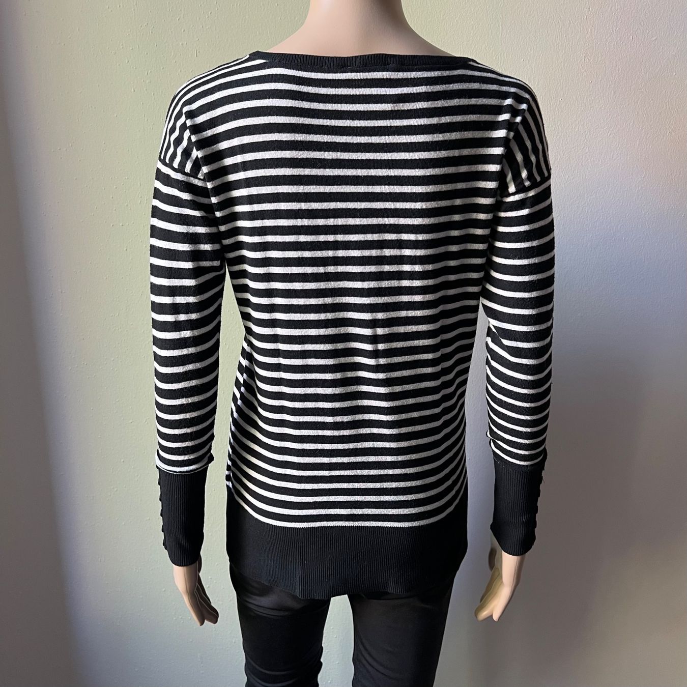 Maglioni & Felpe: EDC Langarmshirt 🖤 – Usato da Zürich venduto da ClosetQueen 4