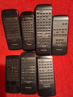 ein Haufen Technics Fernbedienungen