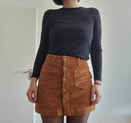 Jupe courte Only velours côtelé marron taille S