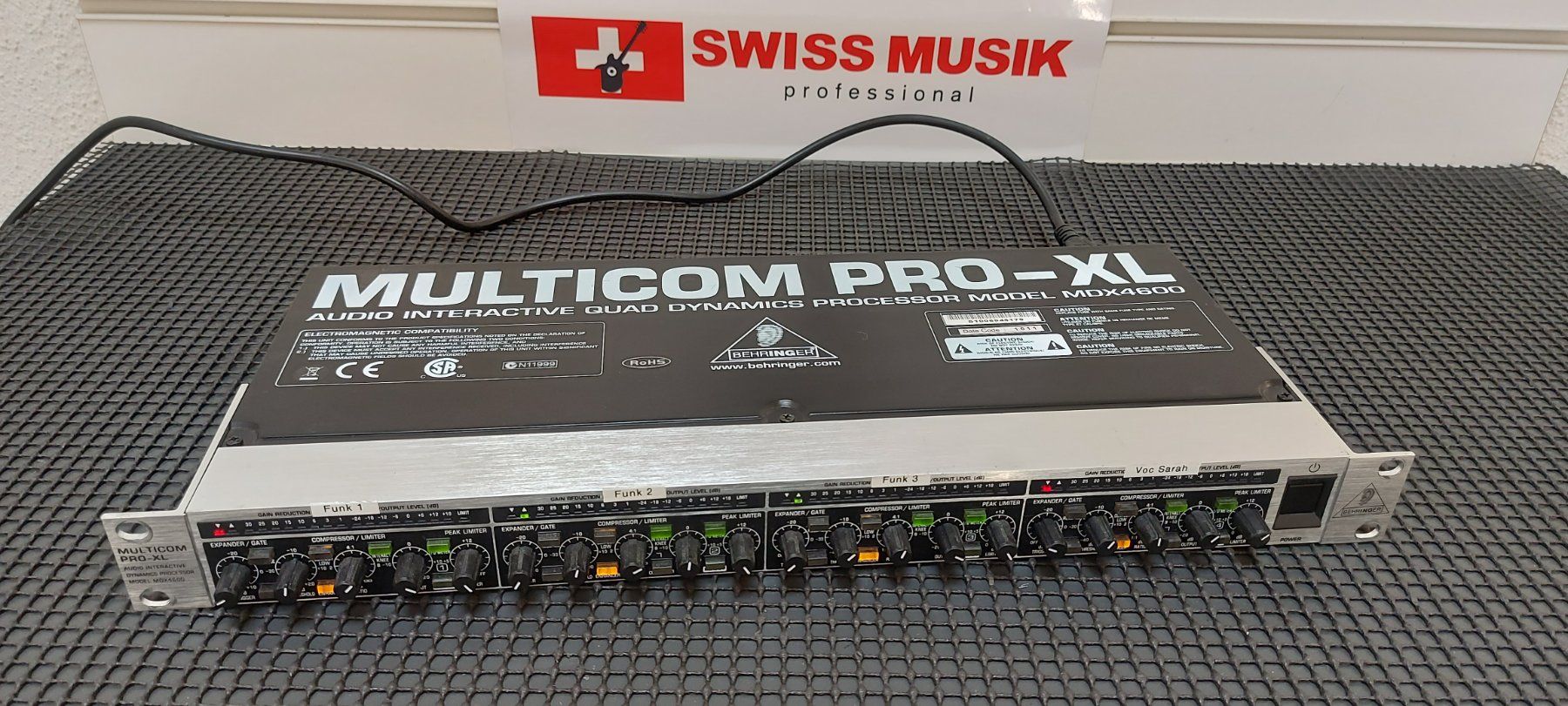 Behringer Equalizzatori: Behringer MDX4600 Multicom Pro-XL – Usato da Glattbrugg venduto da Swissmusik
