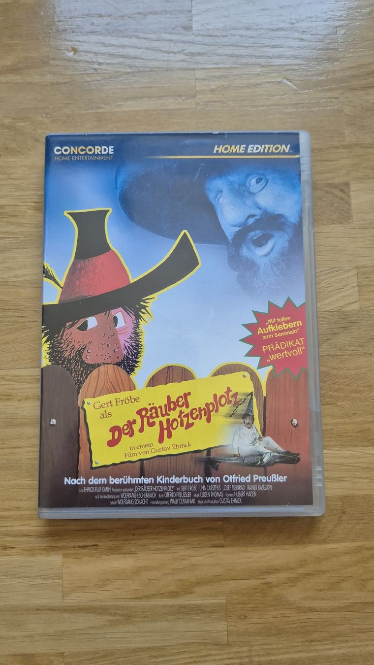 Tous les DVDs: DVD Der Räuber Hotzenplotz – D'occasion à Basel par svonscha