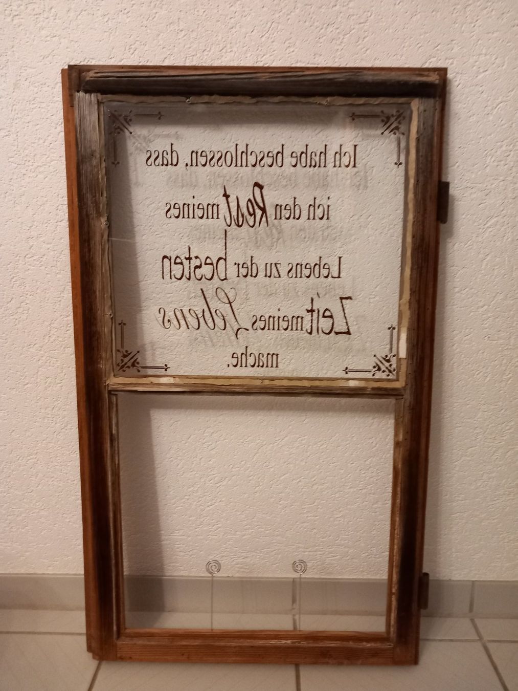Tutte le decorazioni: Altes Fenster schön dekoriert – Usato da Buttwil venduto da K_und_K 3