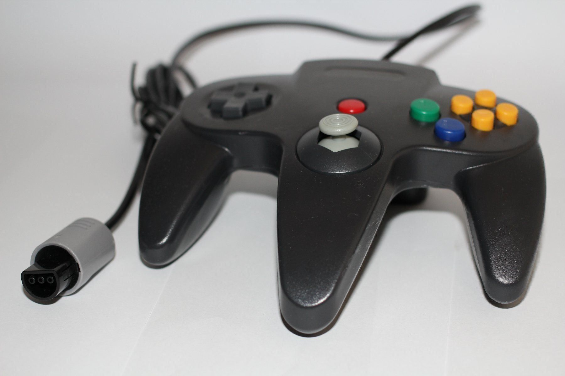 Controller: Nintendo 64 Controller – Nuovo (secondo la descrizione) da Renens VD venduto da Accessoryworld 1
