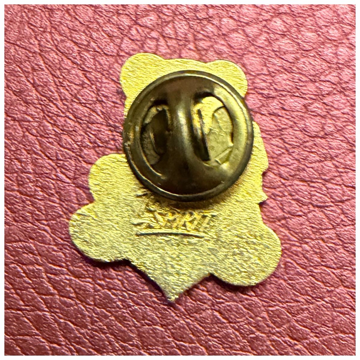 Plaketten & Abzeichen: Vintage - Weihnachtsmann - Pin – Gebraucht aus Schlieren von RoPue 1