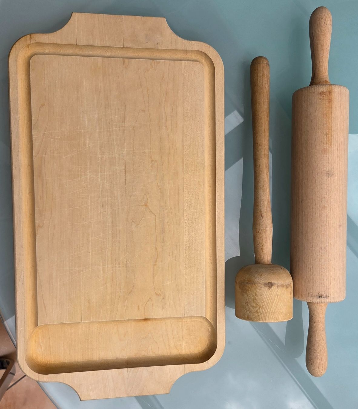 Elettrodomestici da cucina: Holzbrett mit Wallholz und Stössel – Usato da Pratteln venduto da Barfuss999
