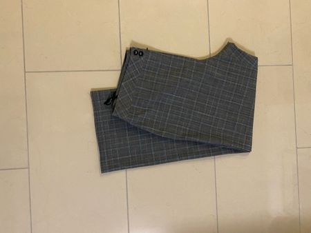 Lebek Damenhose Grau kariert – weiter Schnitt 46