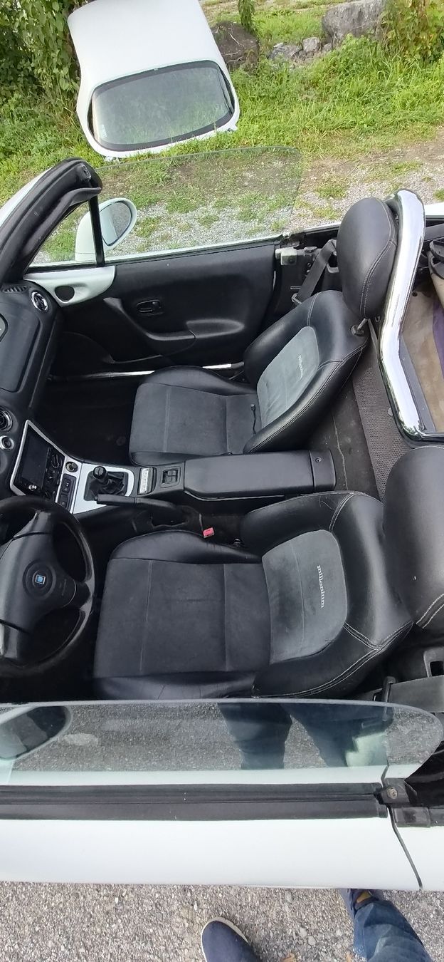 Mazda Autos: Mazda MX-5 1.6 Millenium Edition  – D'occasion à Thun par Adam037 3
