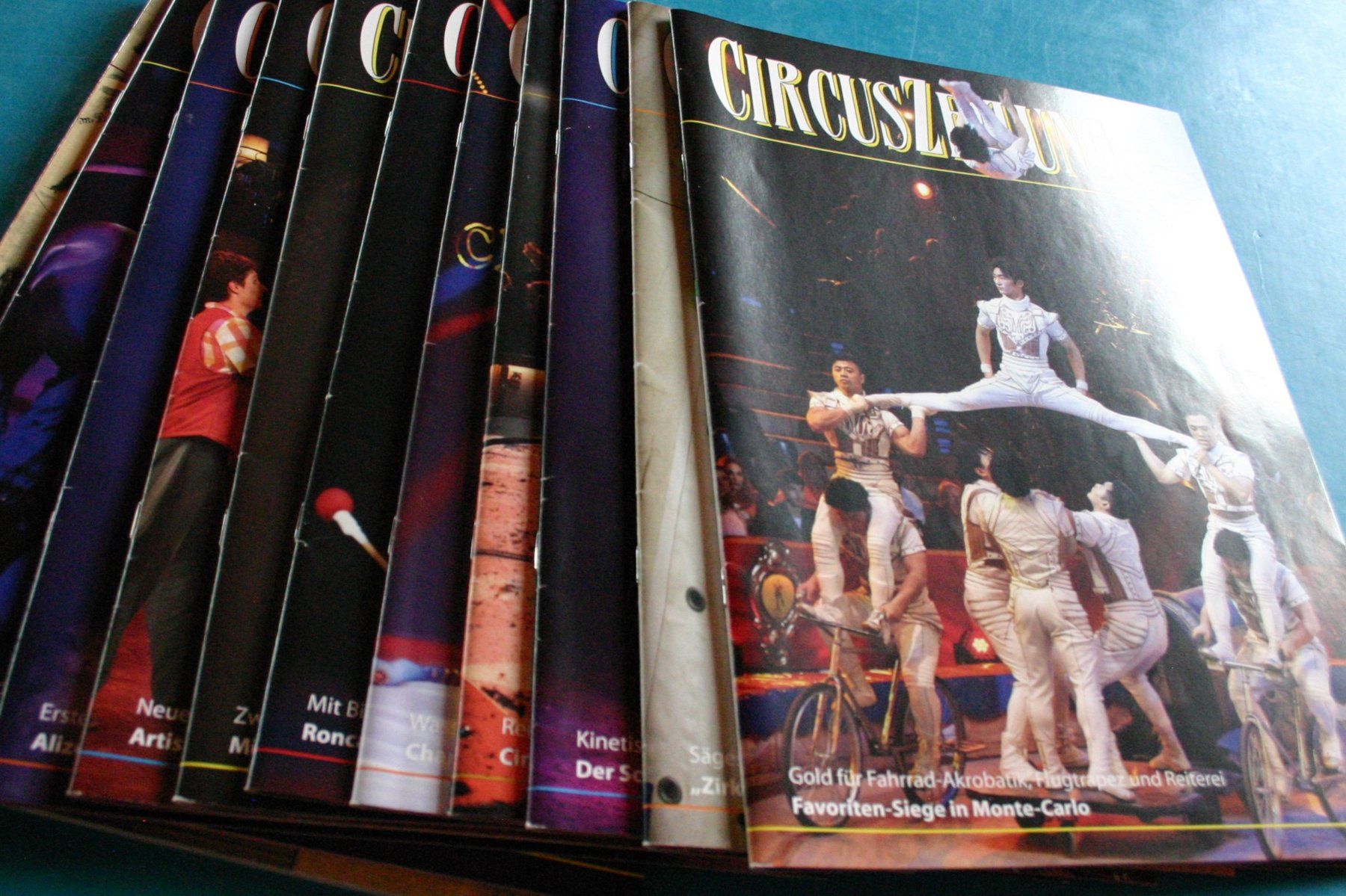 Riviste & Magazine: Zirkus Circus CIRCUSZEITUNG 2025 – Usato da Winkel venduto da franzxaver60 1