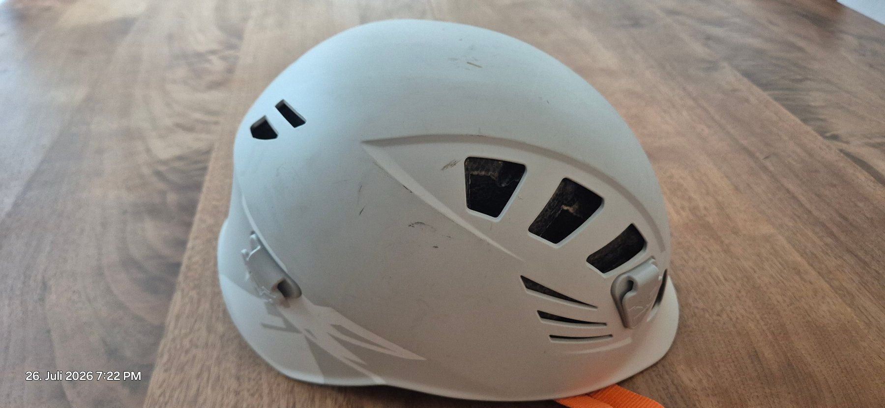 Helme: Kletterhelm Simond Grösse S – Gebraucht aus Emmenbrücke von loeschi01 3