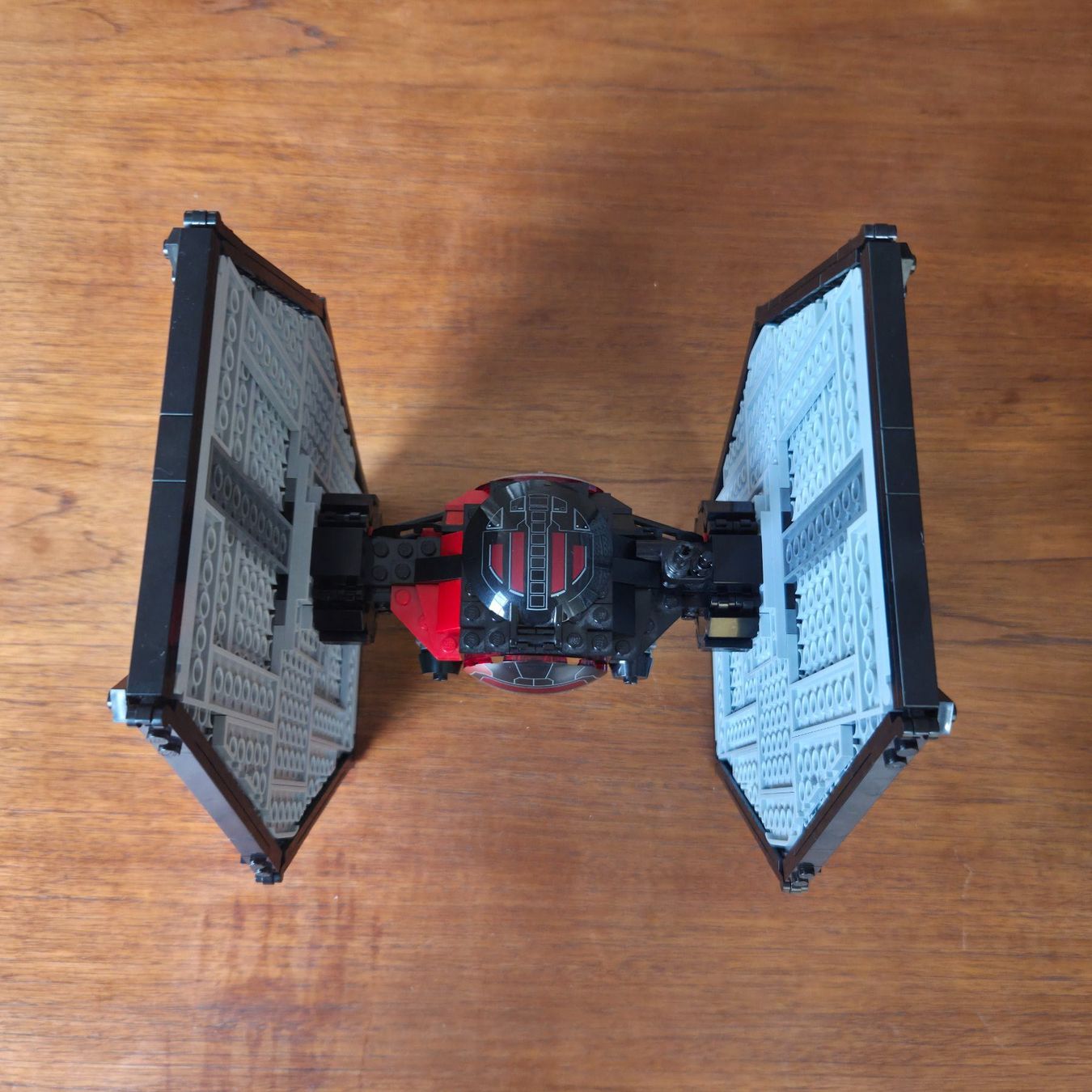 Lego Spielzeuge: LEGO Star Wars 75101 First Order Special Forces TIE Fighter – Gebraucht aus Zürich von Wickeddude 9