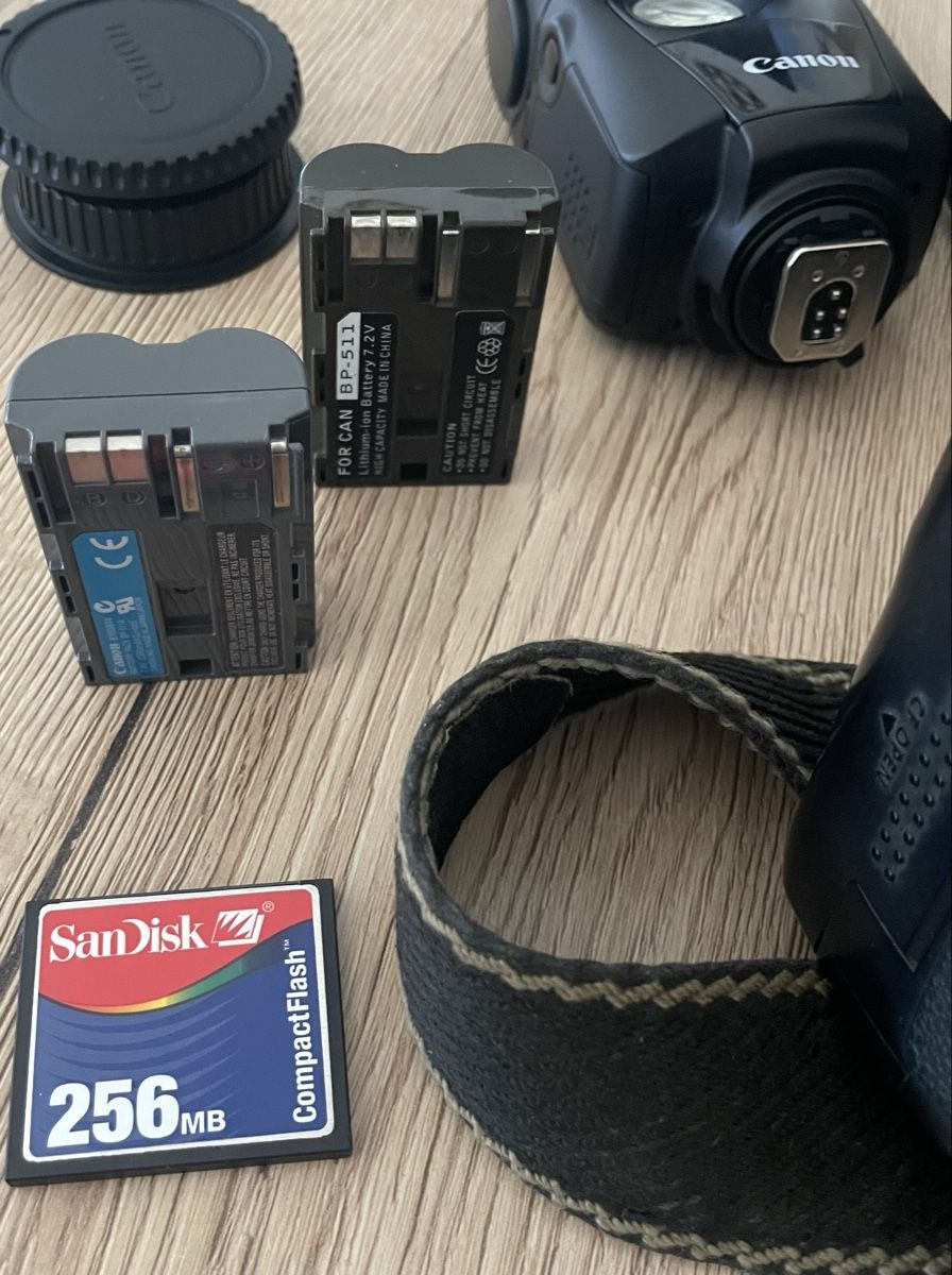 Canon Fotocamera: 2 CANON DIGITALCAMERA DEFEKT mit ZUBEHÖR – Difettoso da Plons venduto da wartauchris 3