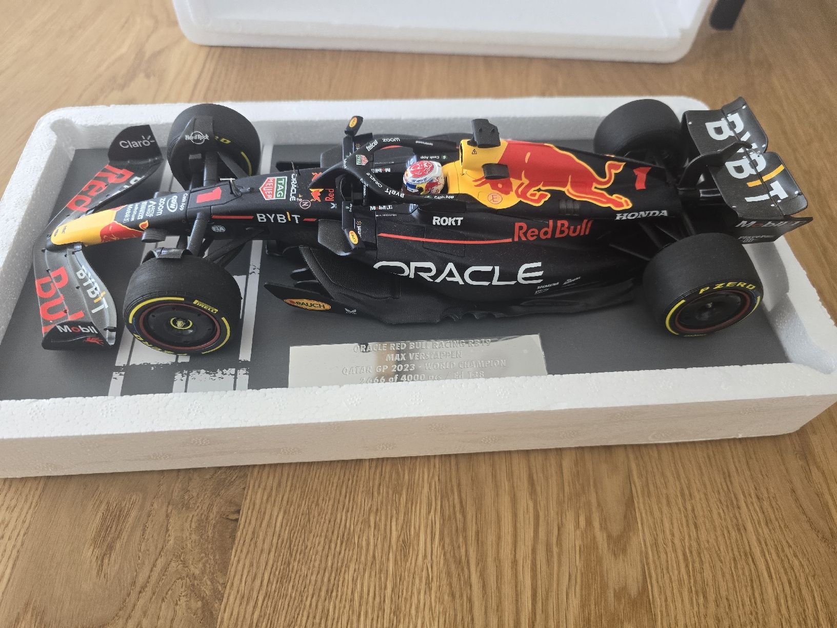Minichamps Modellini d'auto: Formel1 Modellauto – Usato da Küttigen venduto da SweetChaiLemon 2