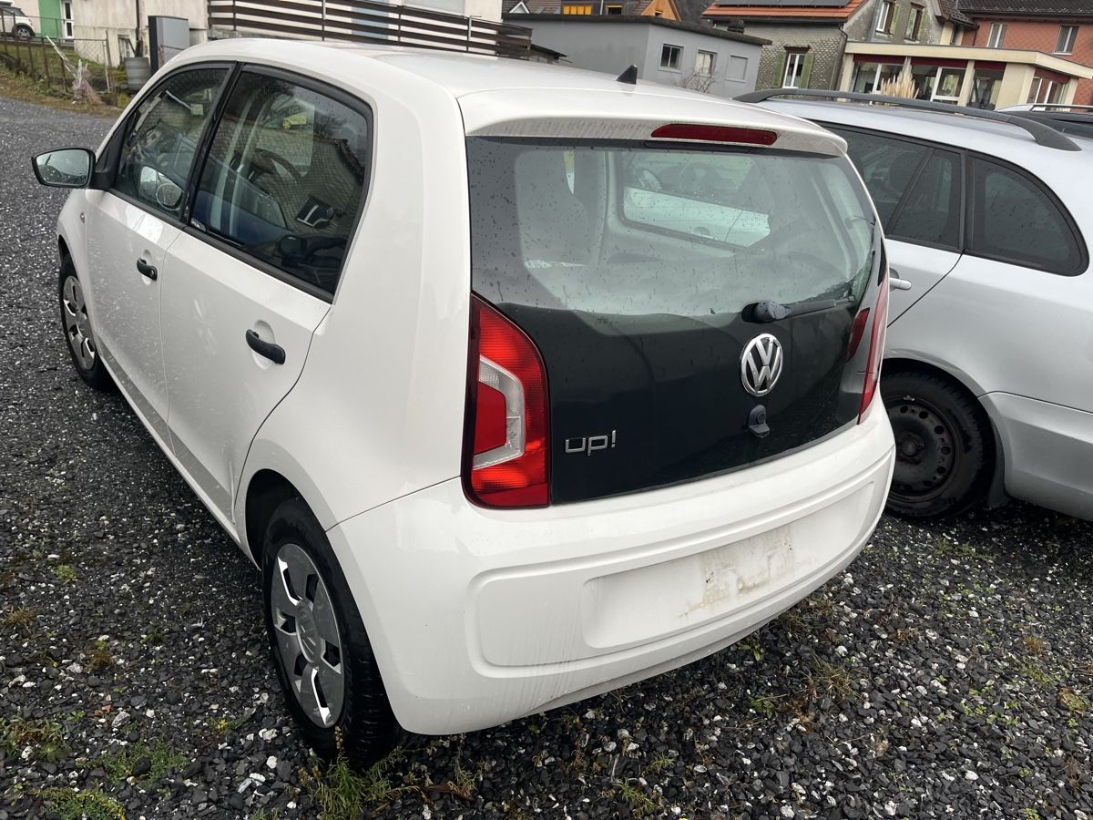 VW Autos: VW UP 1.0 JG 12.2014 131000km – Gebraucht aus Sevelen von  4