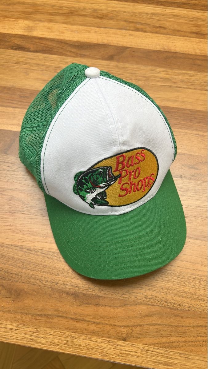 Copricapi, berretti & cappellini: Bass Pro Shops Cap – Usato da Bern venduto da lemon.shapes