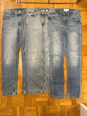 Jeans Kinder 2x Gr. 146, 1x 152 jeweils Defekt am Knie