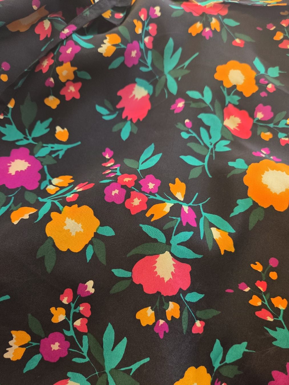 Saint Laurent Blusen: Saint Laurent vintage Silk Blouse – Gebraucht aus Zürich von finesse.shop 5