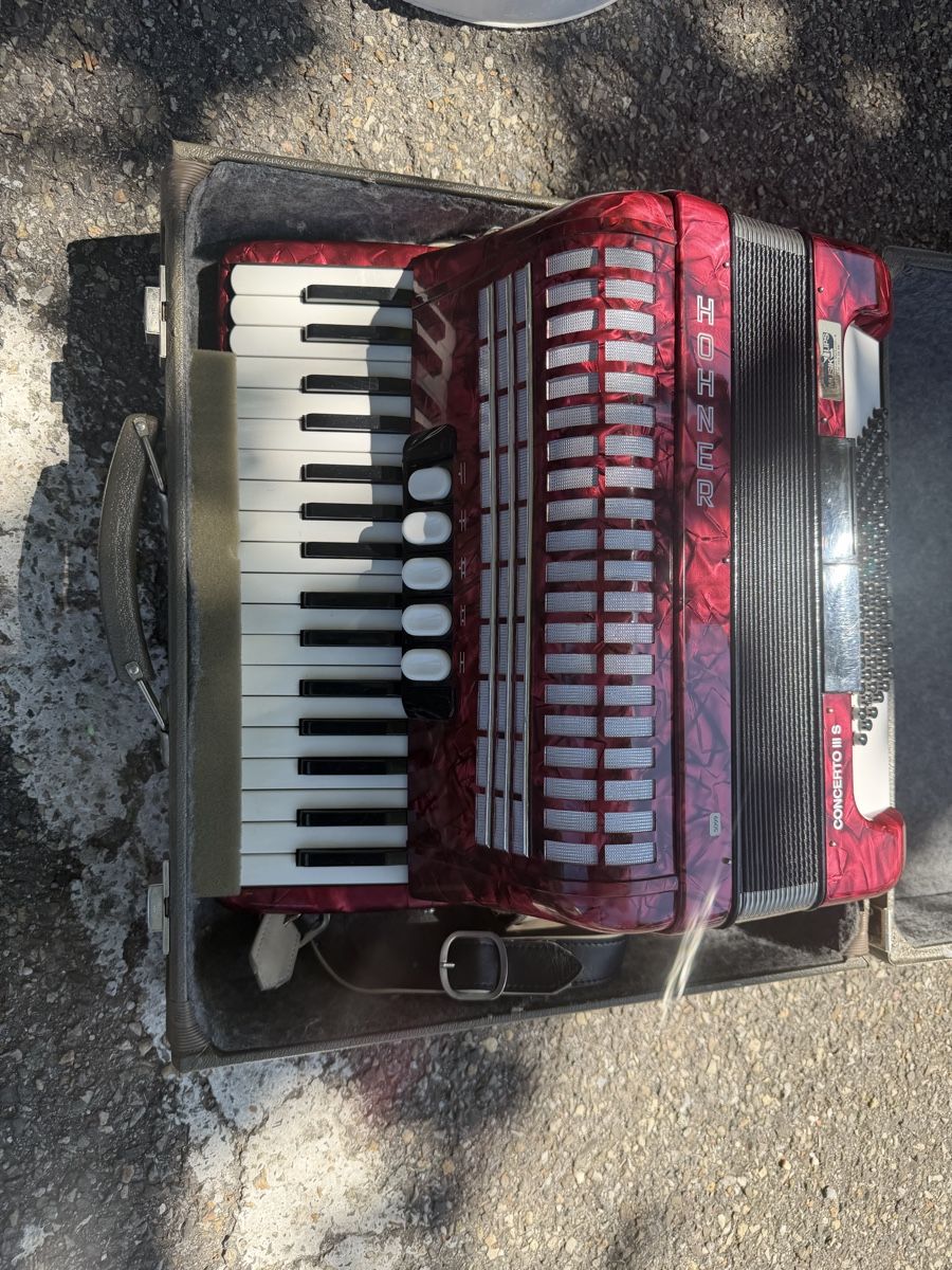 Hohner Instruments de musique: Hohner concerto 3 s  – D'occasion à Muhen par MiGeiss64 1