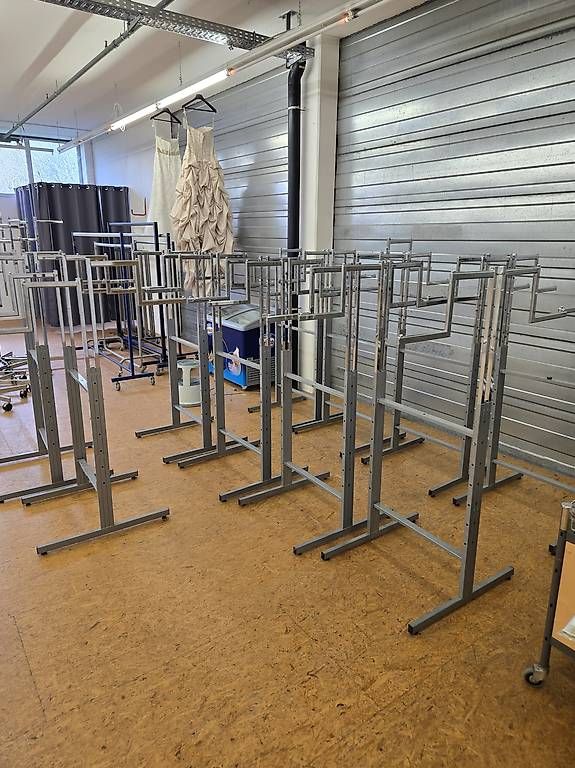 Porte manteau: Kleiderständer – D'occasion à Thunstetten par gregios1 3