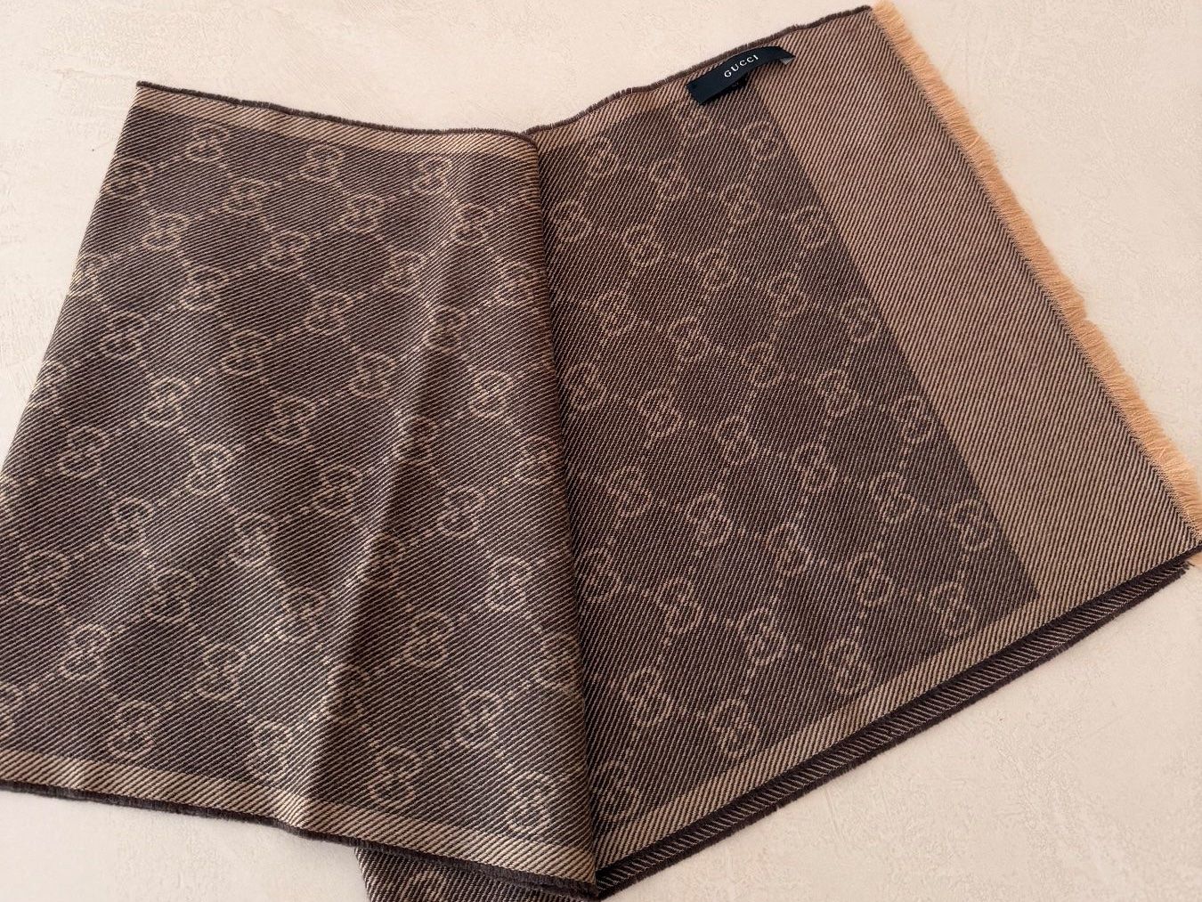 Gucci Foulard & Sciarpe: Gucci Monogram Schal – Usato da Chambésy venduto da rob_gl27