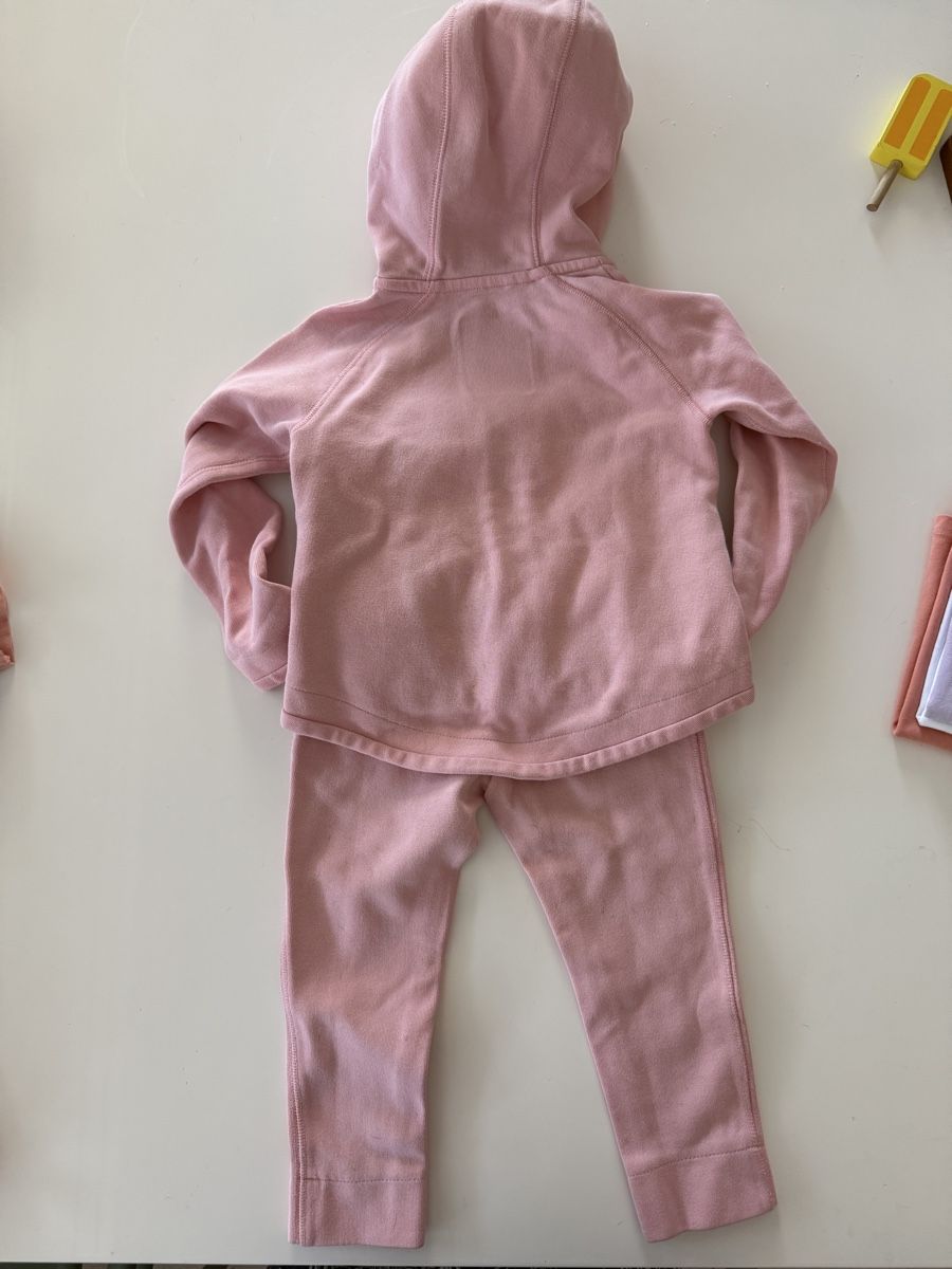 Nike Jumpsuits: Tuta Nike Fleece bimba – D'occasion à Bellinzona par mon_2wjn 5