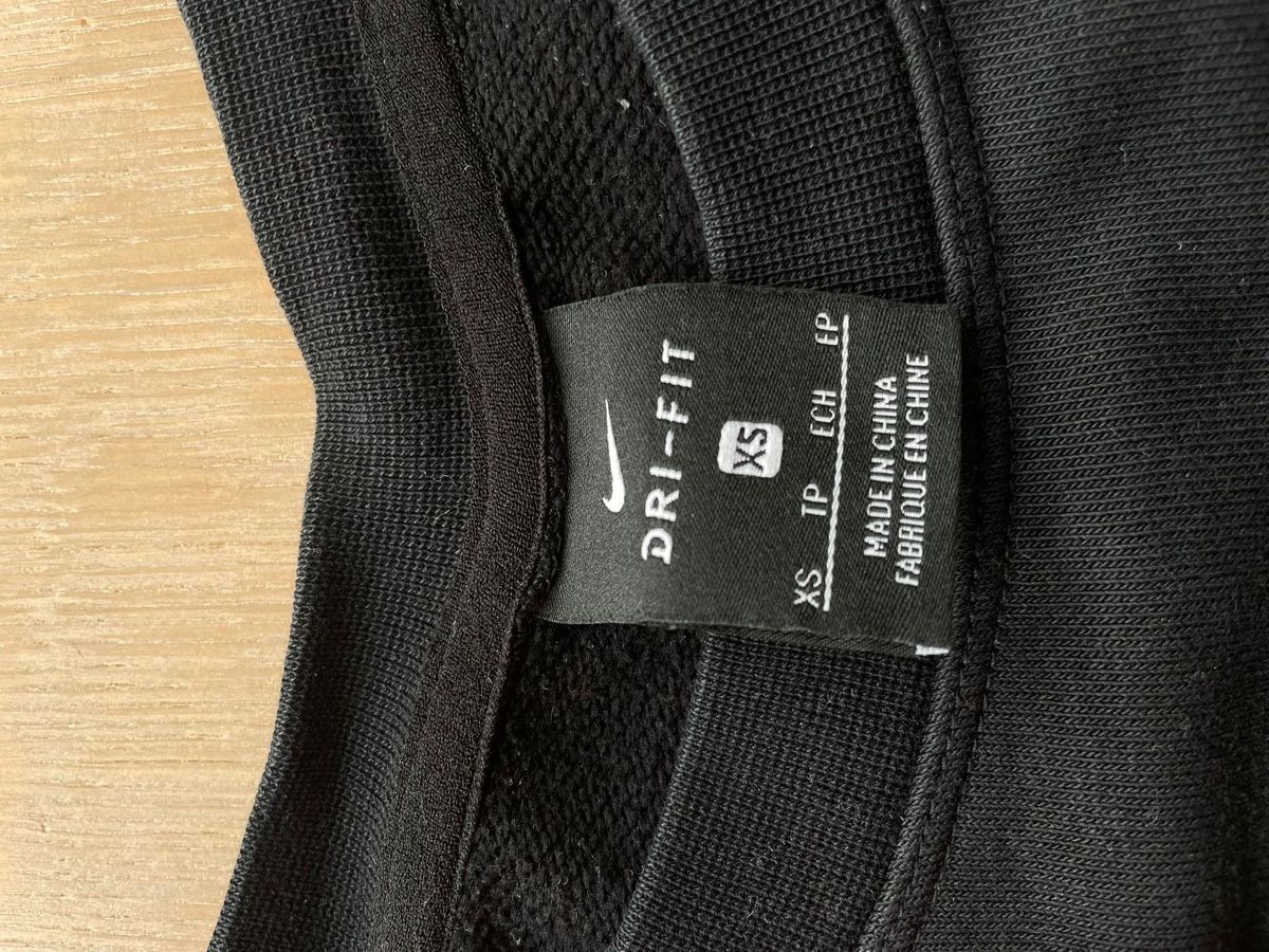 Nike Maglioni & Felpe: Nike Sweater Damen – Usato da Jona venduto da yan_sg85 3