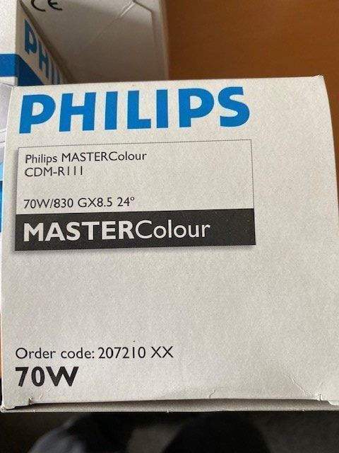 Philips Lampade: 3 Stk. Philips MASTERColour GX8.5 CDM-R111 Elite 70W – Usato da Mönthal venduto da Priphi 2