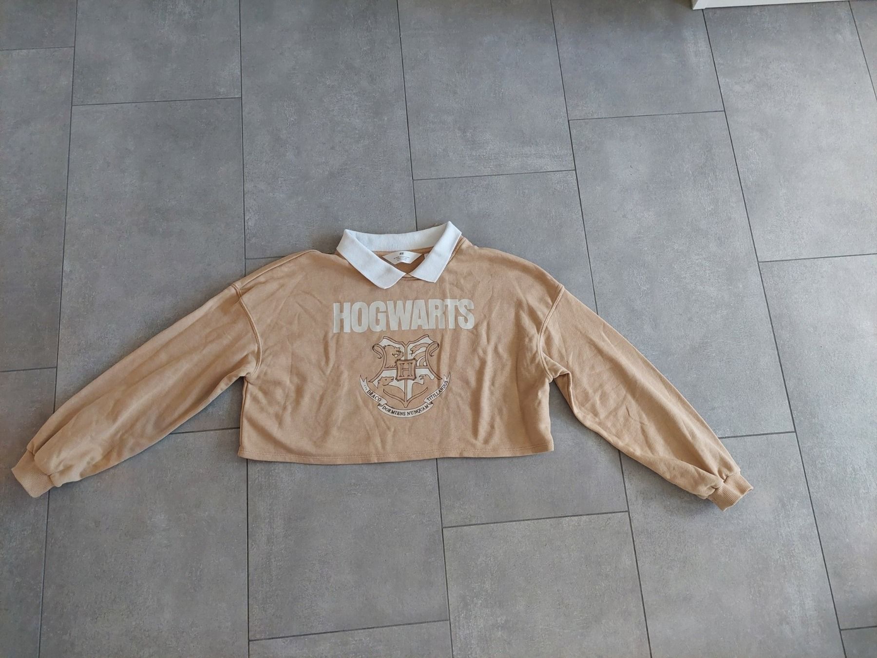 H&M Pullover & Sweatshirts: Harry Potter Hogwarts Pullover von H&M Gr. 146 / 152 – Gebraucht aus Wiesendangen von troawus