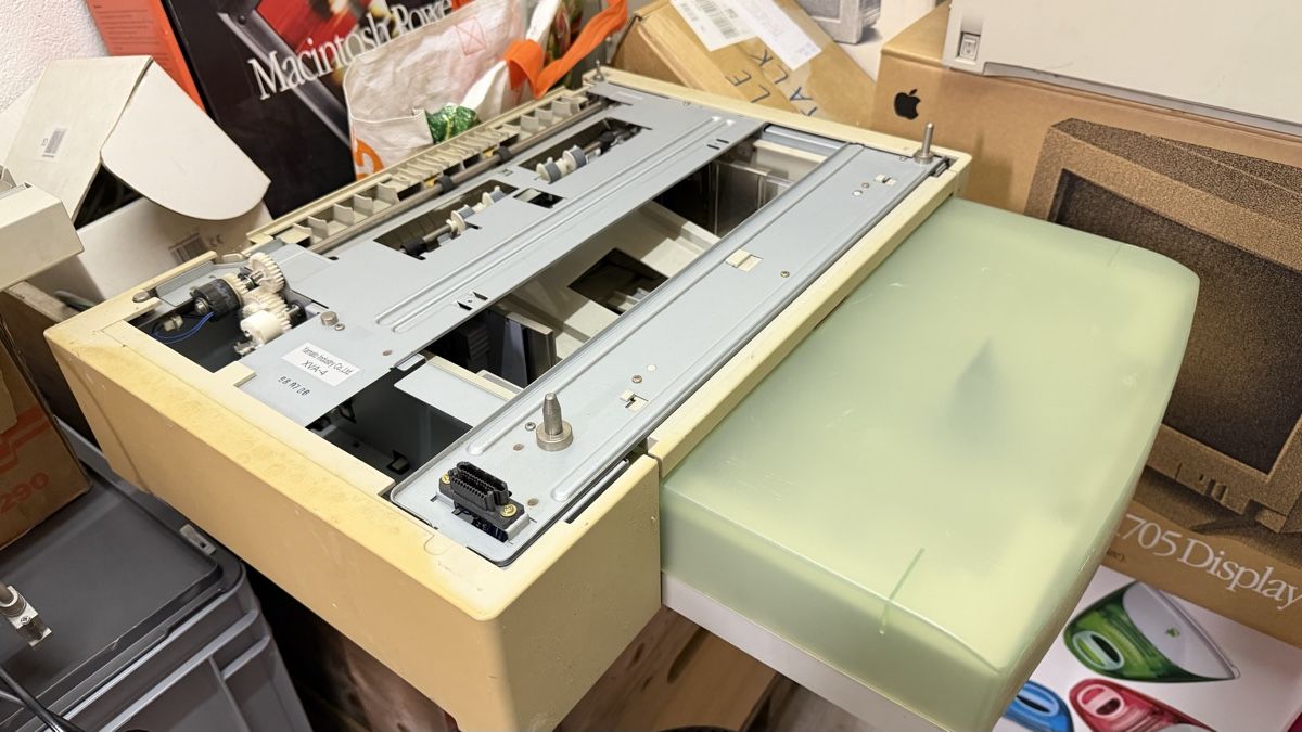 Stampanti: Apple LaserWriter 8500 Imprimante Laser A3 – Usato da Lausanne venduto da Bazaille 3