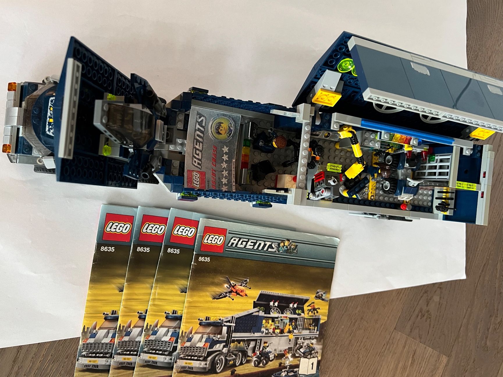 Lego Kit di costruzioni: LEGO Agents 8635 - Mission 6: Mobile Command Center – Usato da Meierskappel venduto da schoene_dinge 1