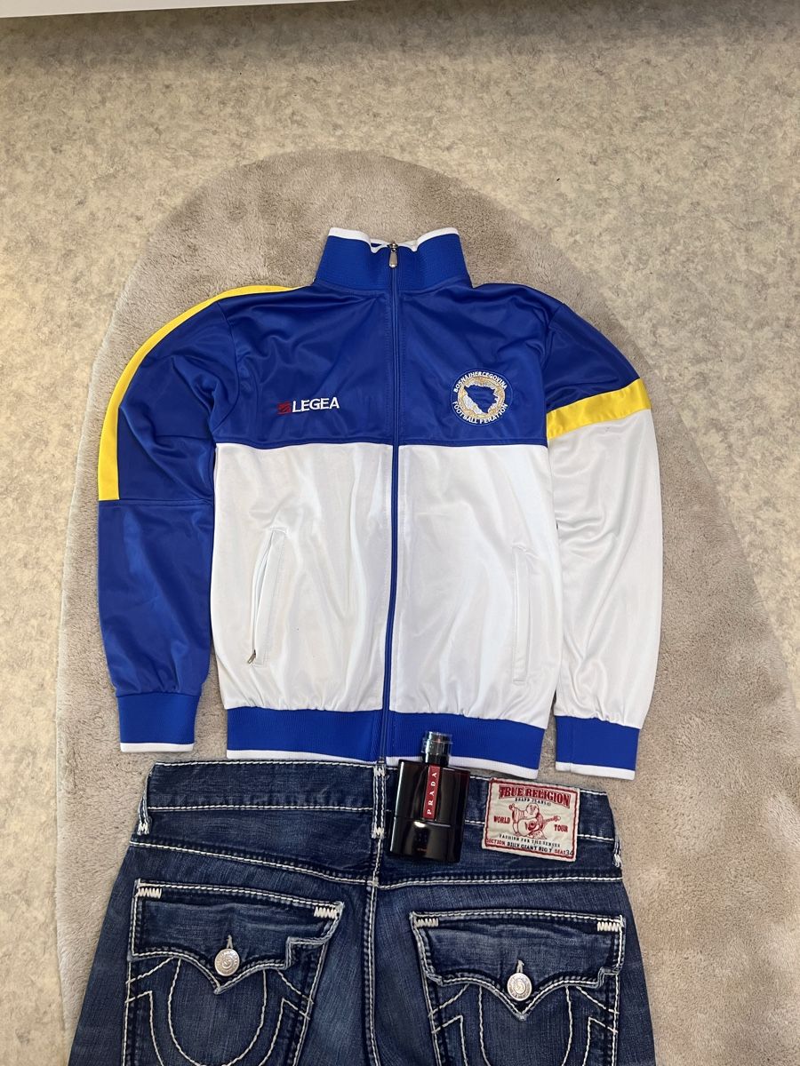 Giacche: Bosnien Trainingsjacke Gr. XS – Nuovo (secondo la descrizione) da Basel venduto da caj_l6qk