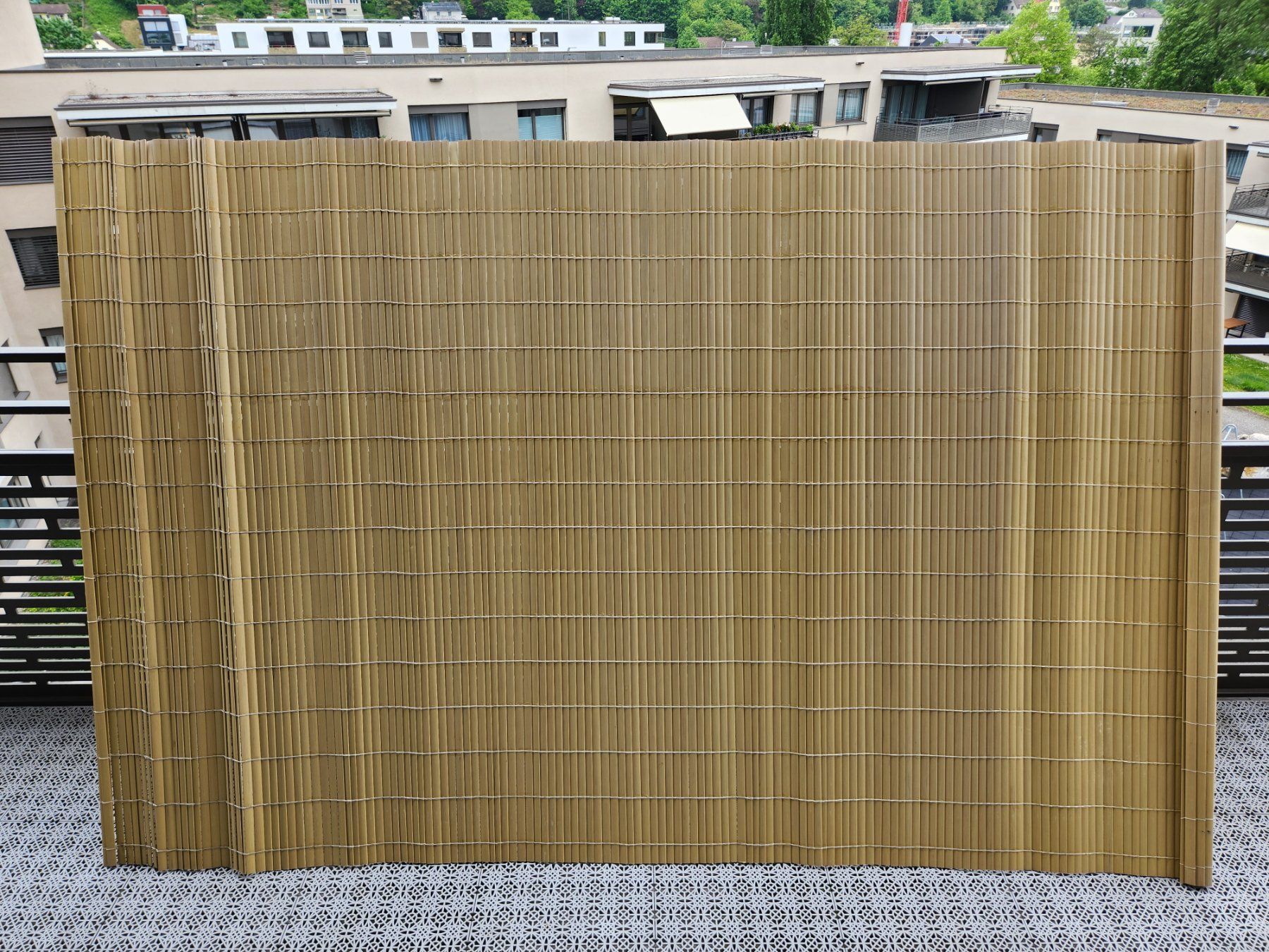 Paraventi: PVC Sichtschutzmatte – Usato da Liestal venduto da and_k7dp