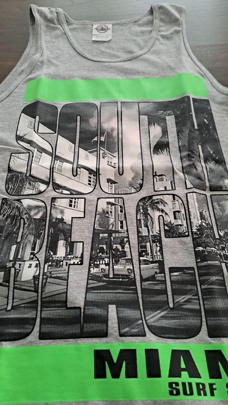 T-shirt: Tank Top – Nuovo (secondo la descrizione) da Zürich venduto da Convertini01 2