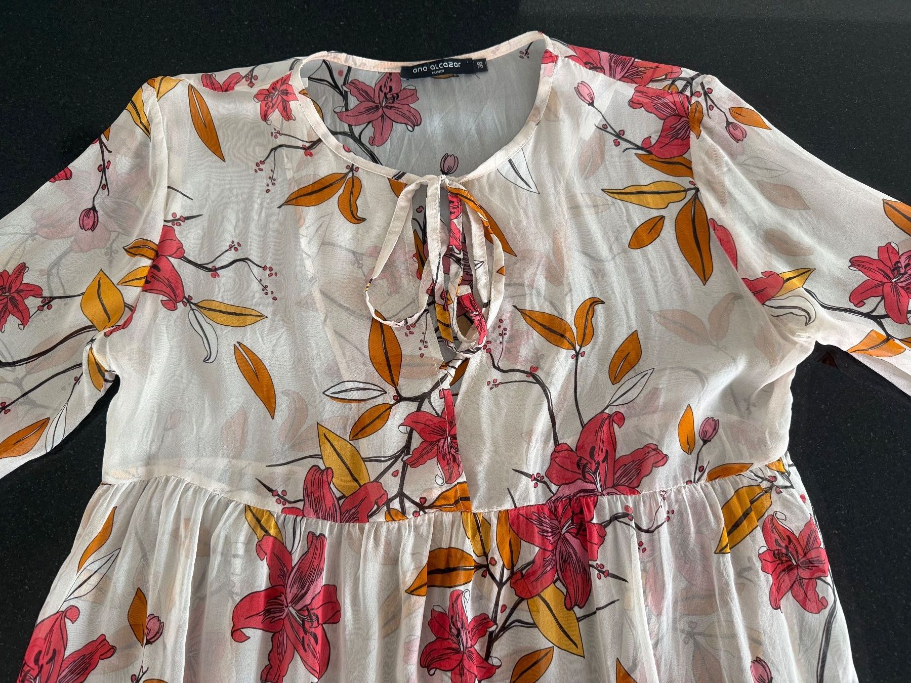 Ana Alcazar Kleider: Damenkleid Seide mit Blumenmuster – Gebraucht aus Emmenbrücke von gui_66yy 2
