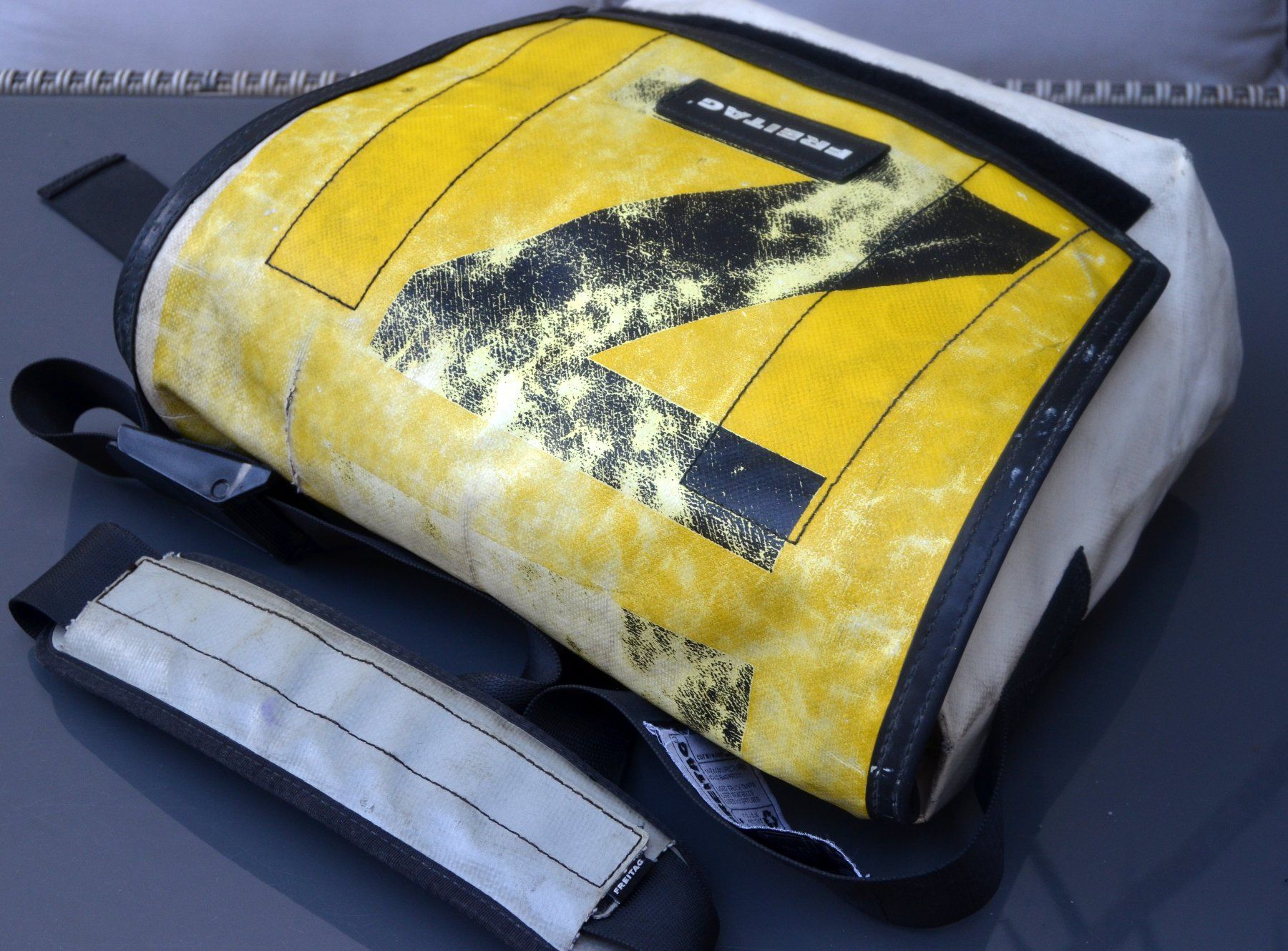 Freitag Taschen: Freitag F14 Tasche / sac – Gebraucht aus Collonges von arashee 6