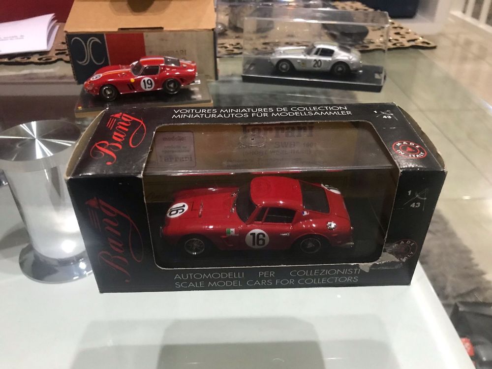 Ferrari 250 Gt SWB 1/43 Bang (Gebraucht) in Granges paccot für CHF 11
