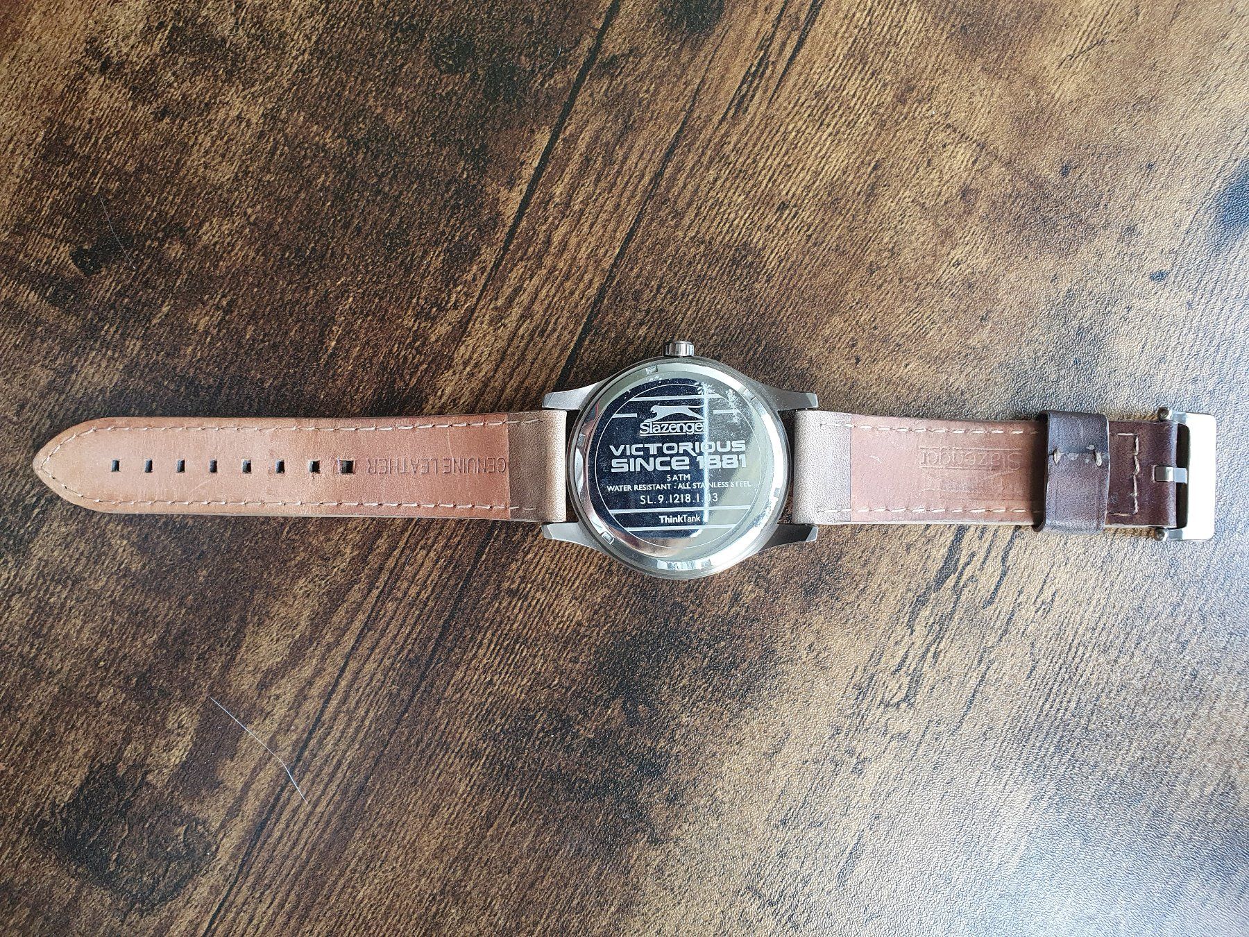 Montres: Schöne Uhr mit Lederband – D'occasion à St. Gallen par Fiona020 2