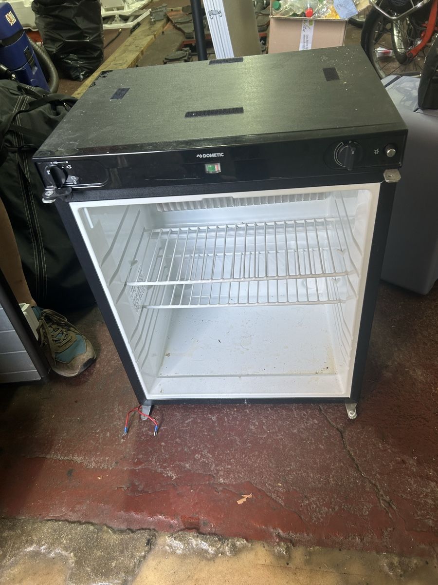 Frigoriferi: Dometic Camping Kühlschrank – Difettoso da Bibern SO venduto da Dietbach8198 1