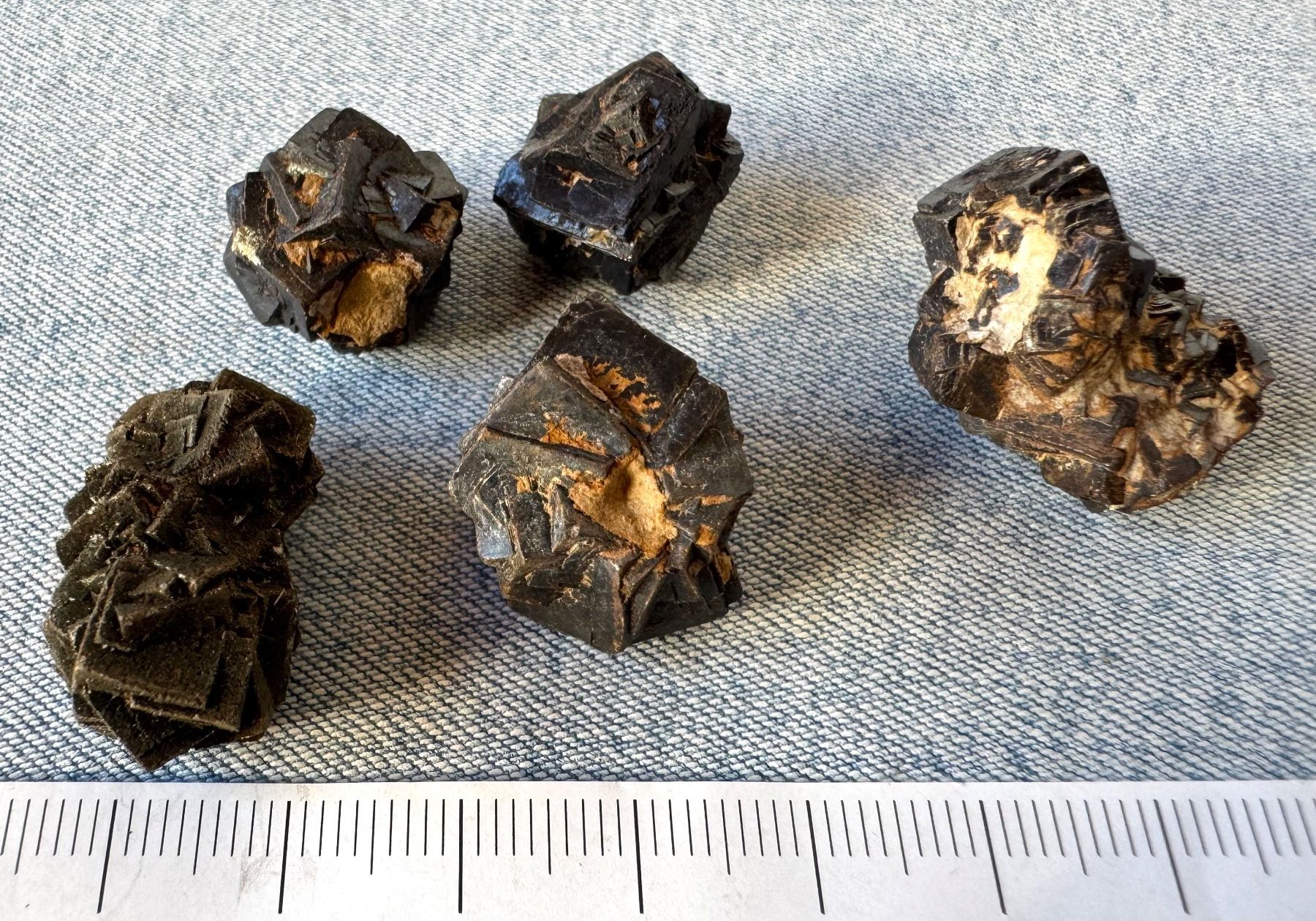 Minerali & Pietre curative: Limonites   Pyrit  top.  interessante Geschenk Idee – Nuovo e nell'imballaggio originale da Leuggern venduto da gemshow