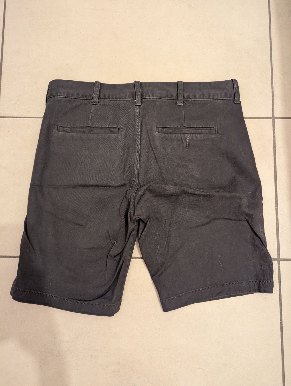 Pantaloni: OVS men shorts – Nuovo (secondo la descrizione) da Lamone venduto da M_vvh9 1