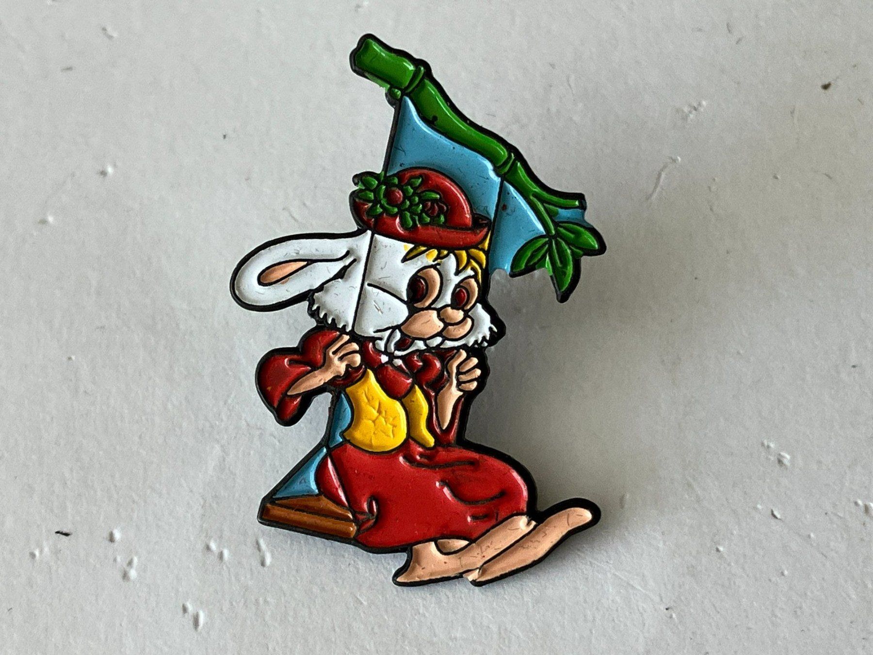 Plaketten & Abzeichen: 1 Pin Roger Rabitt – Gebraucht aus Basel von djwwpp