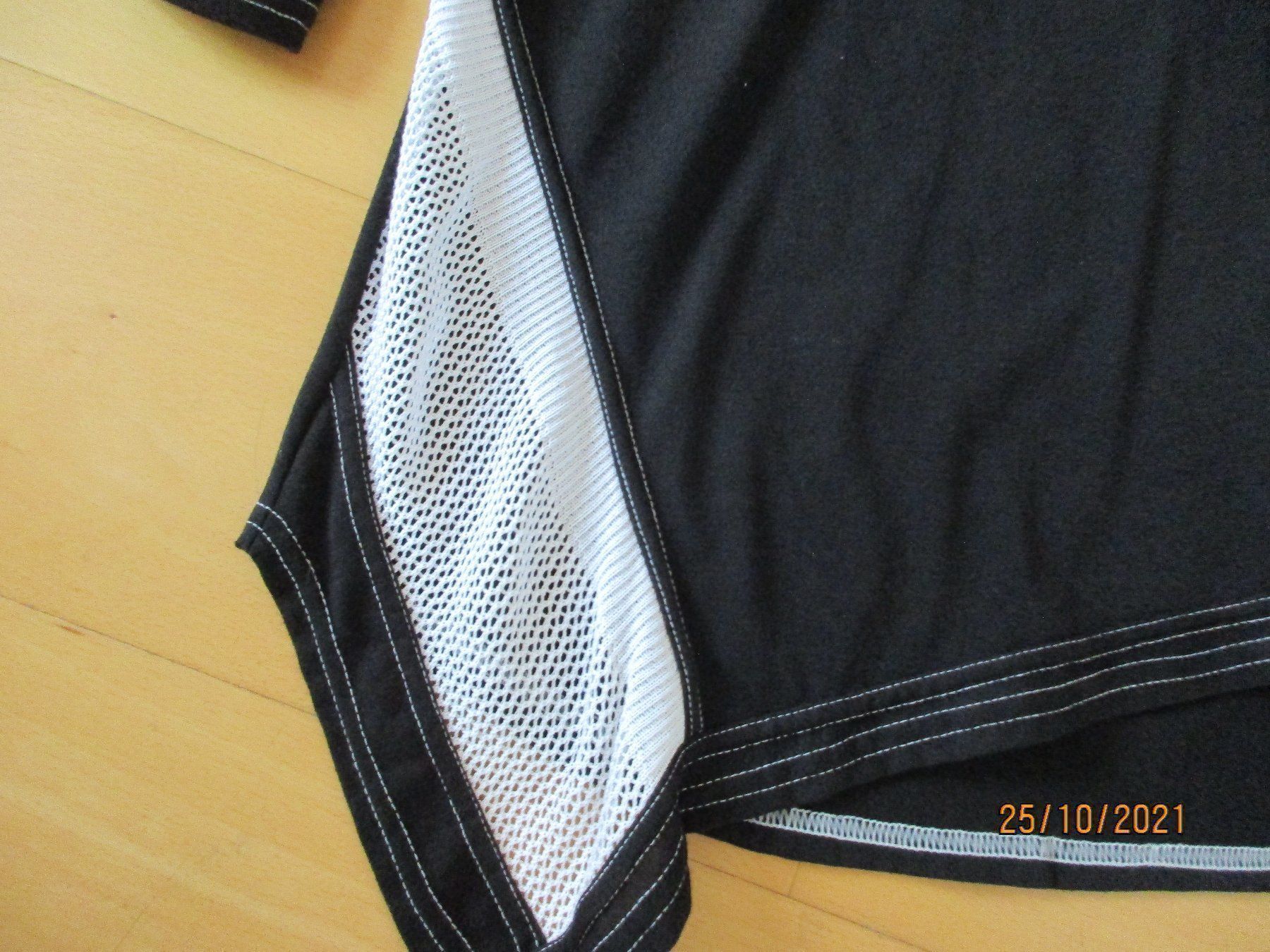 Pulls & Sweat-shirts: Pullover 50 sehr Raffiniert – Neuf (Voir description) à Ottenbach par Claurin 1