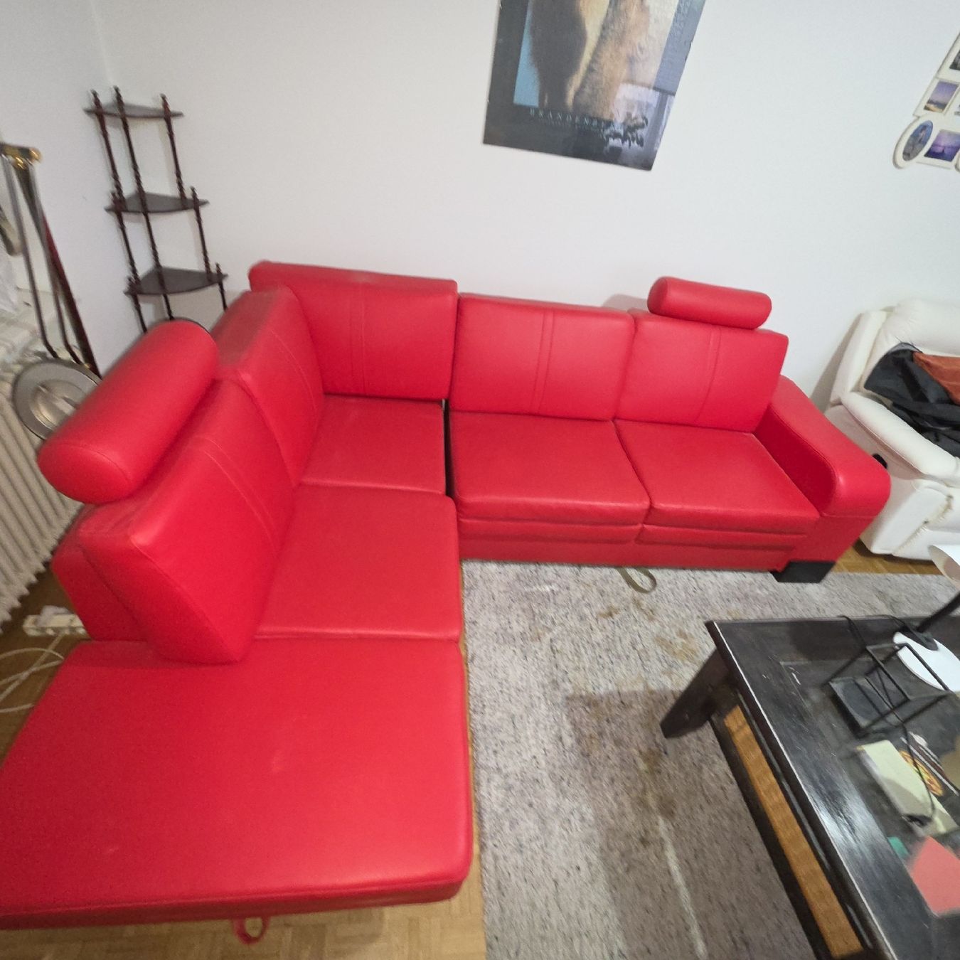 Sofas: Ecksofa rot mit Schlaffunktion gebrauchter Zustand – Gebraucht aus Rüti ZH von Zurigo_1351
