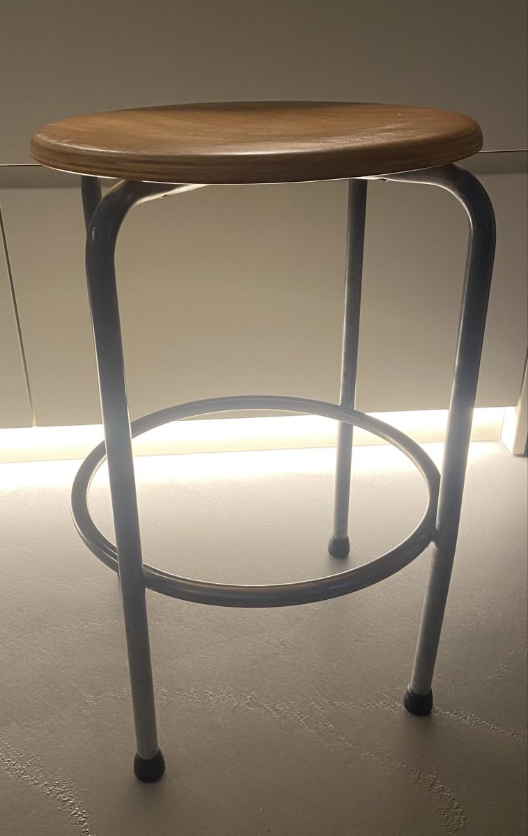 Hocker: Hocker – Gebraucht aus Baden von Sarahhedwig