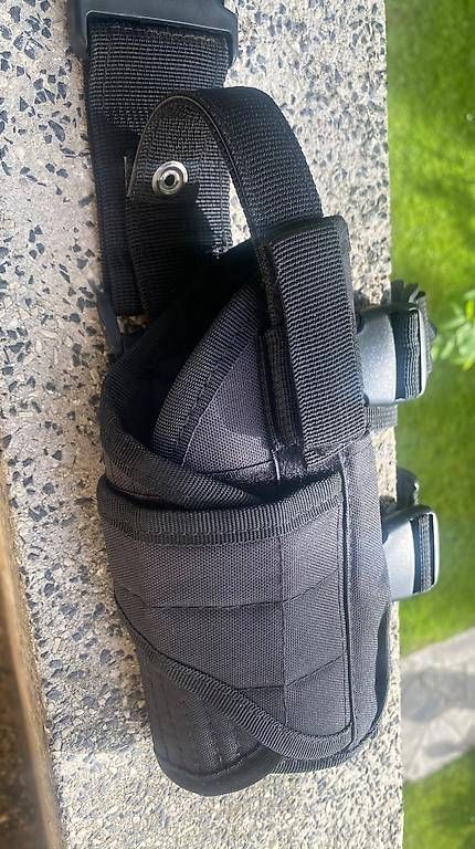 Tiro a segno: Holster de cuisse avec ceinture et sangles – Nuovo (secondo la descrizione) da Fribourg venduto da Jordan72 1